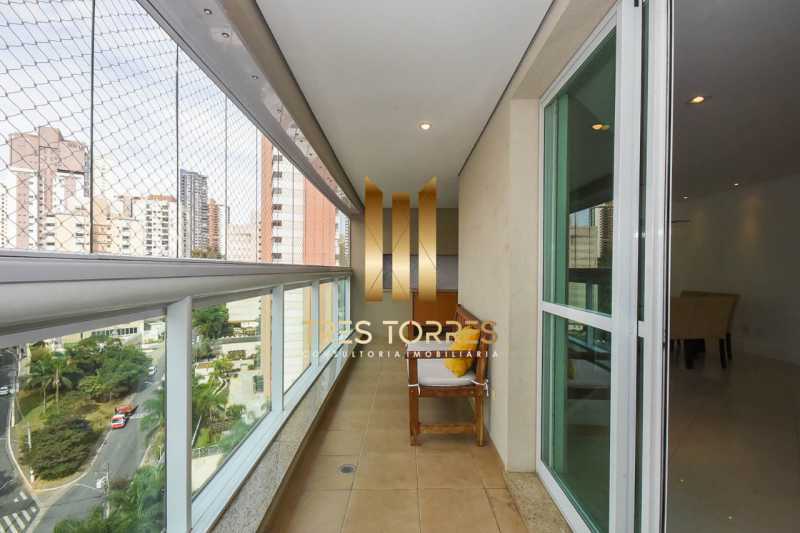 Apartamento à venda com 3 quartos - Foto 2