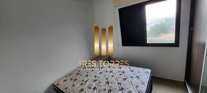 Apartamento à venda com 3 quartos, 86m² - Foto 9