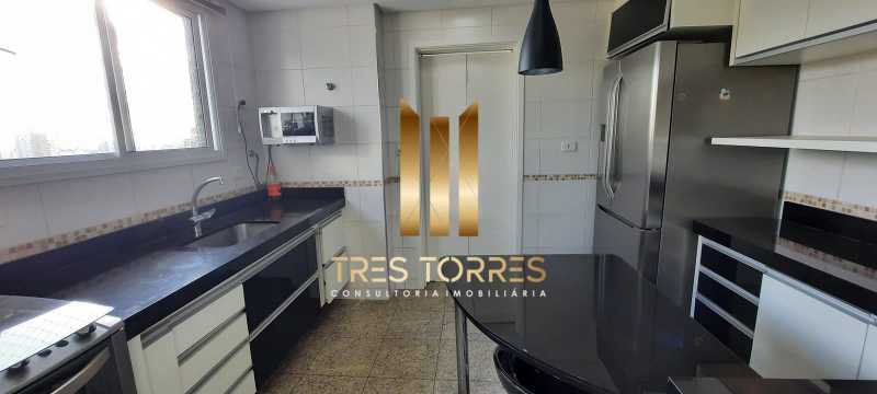 Apartamento à venda com 4 quartos, 189m² - Foto 4