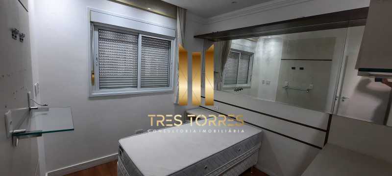 Apartamento à venda com 4 quartos, 189m² - Foto 12