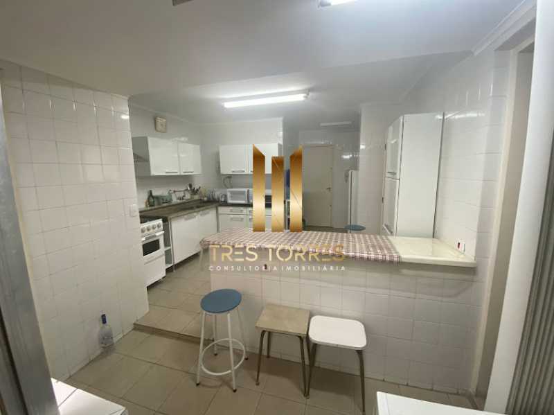 Apartamento para alugar com 3 quartos, 110m² - Foto 19