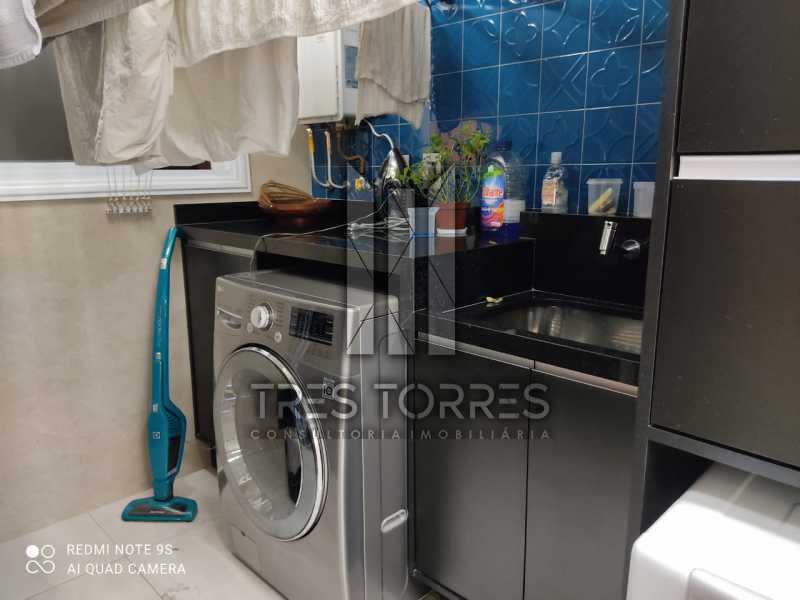 Apartamento à venda com 3 quartos, 198m² - Foto 25