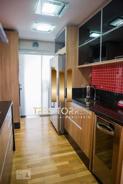 Apartamento à venda com 2 quartos, 110m² - Foto 10