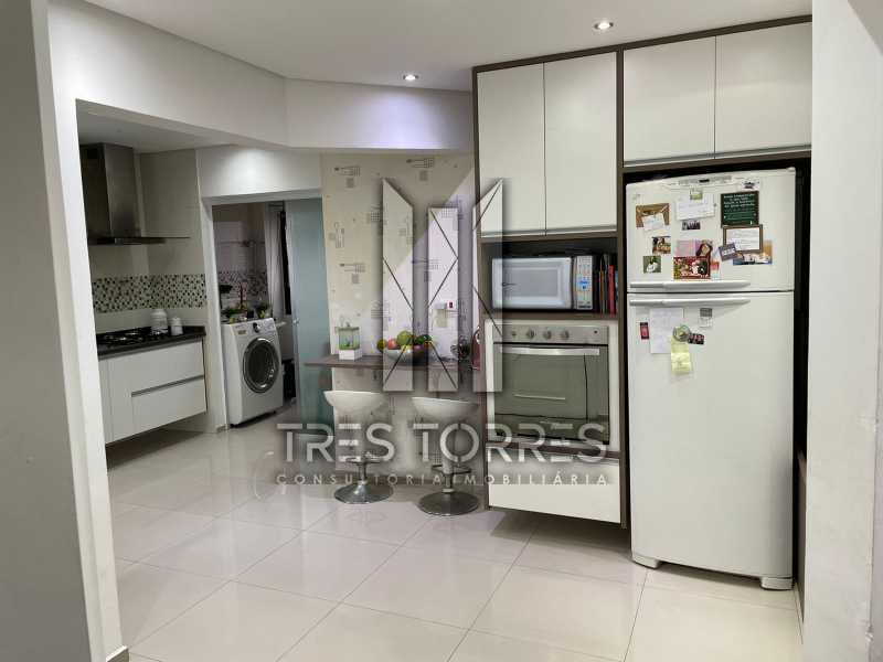 Apartamento à venda com 3 quartos, 115m² - Foto 7