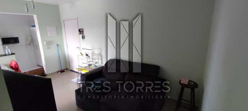 Apartamento à venda com 2 quartos, 60m² - Foto 24