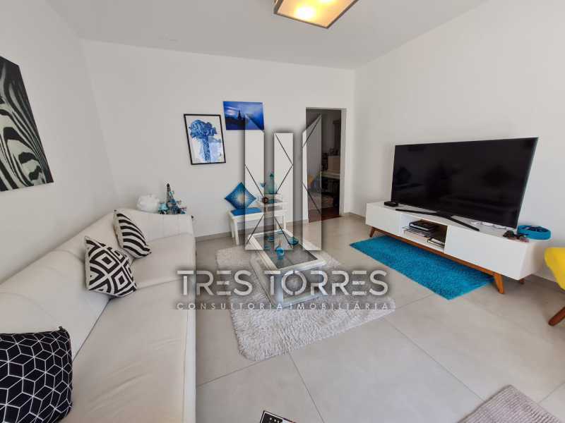 Casa, 2 quartos, 210 m² - Foto 1