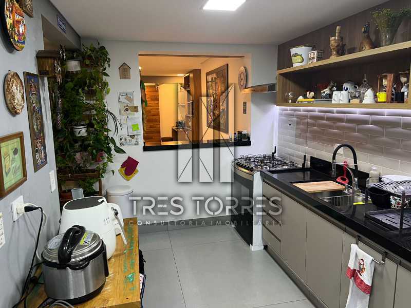 Apartamento à venda com 3 quartos, 112m² - Foto 10