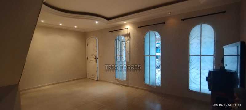 Casa à venda com 2 quartos, 297m² - Foto 2