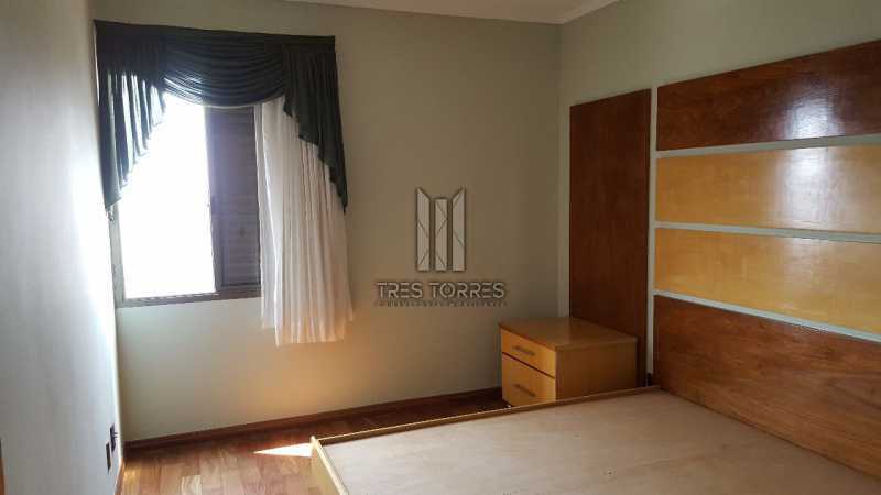 Apartamento para alugar com 3 quartos, 100m² - Foto 11