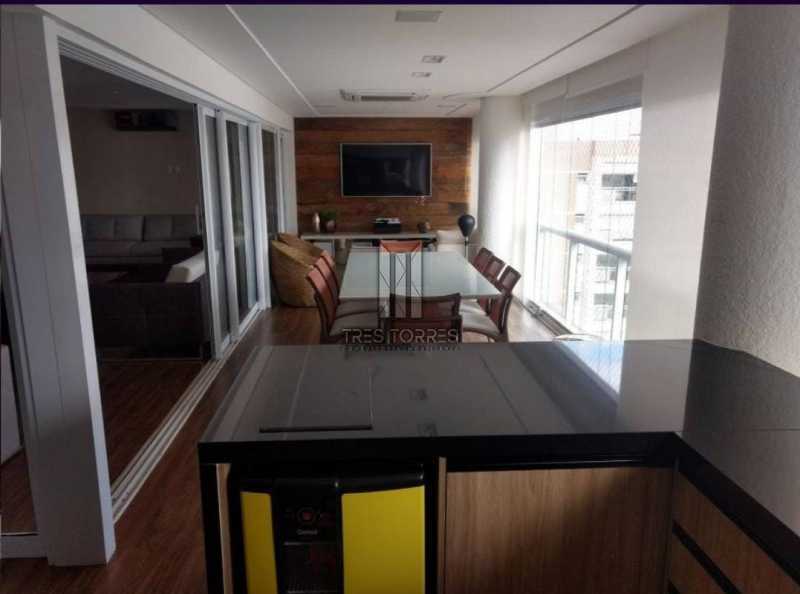 Apartamento para alugar com 3 quartos, 234m² - Foto 7