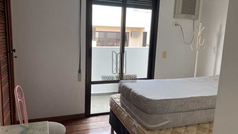 Cobertura à venda com 4 quartos, 600m² - Foto 16