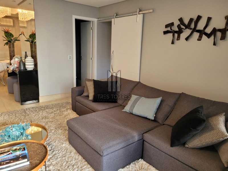 Apartamento à venda com 3 quartos, 156m² - Foto 6