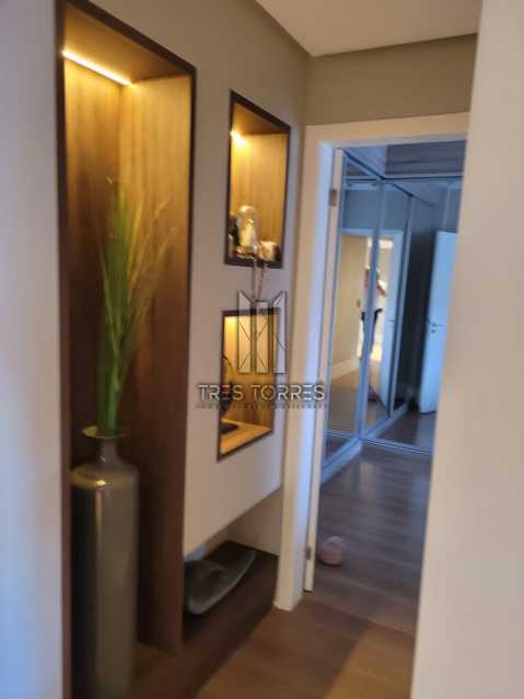 Apartamento à venda com 3 quartos, 156m² - Foto 18