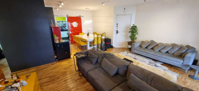 Apartamento à venda com 3 quartos, 123m² - Foto 21