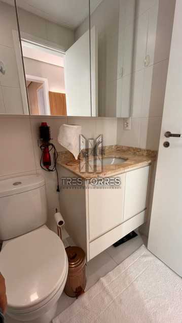 Apartamento à venda com 2 quartos, 67m² - Foto 24