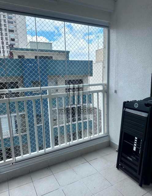 Apartamento à venda com 2 quartos, 78m² - Foto 24