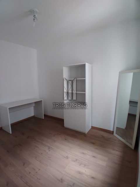 Apartamento à venda com 2 quartos, 60m² - Foto 15