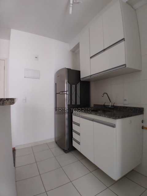 Apartamento à venda com 2 quartos, 60m² - Foto 19