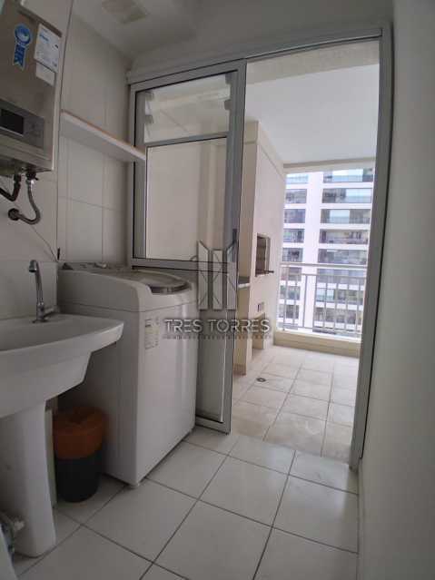 Apartamento à venda com 2 quartos, 60m² - Foto 20