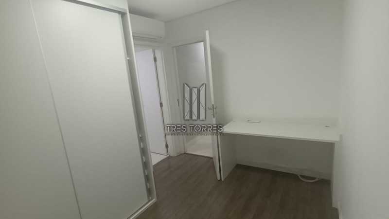 Apartamento à venda com 4 quartos, 162m² - Foto 6