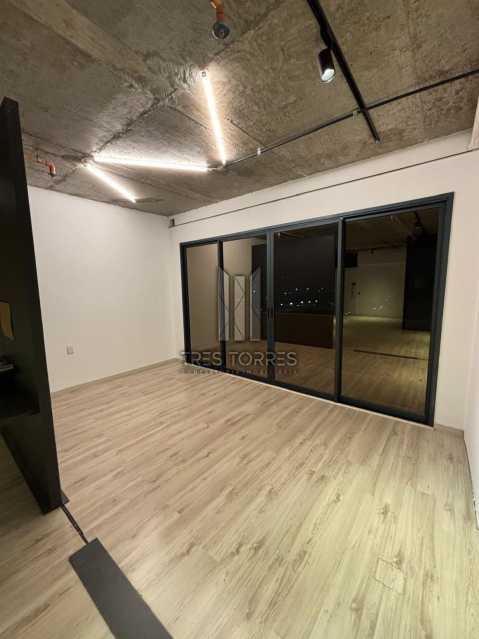 Conjunto Comercial-Sala à venda com 1 quarto, 52m² - Foto 8