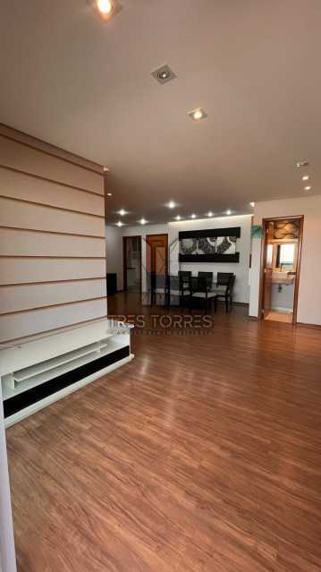 Apartamento para alugar com 3 quartos, 150m² - Foto 3