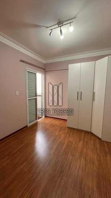 Apartamento para alugar com 3 quartos, 150m² - Foto 10