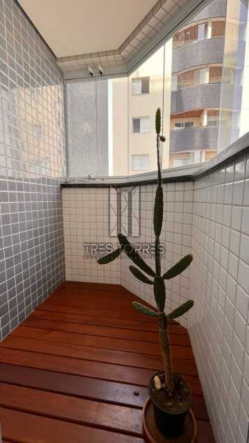 Apartamento para alugar com 3 quartos, 150m² - Foto 13