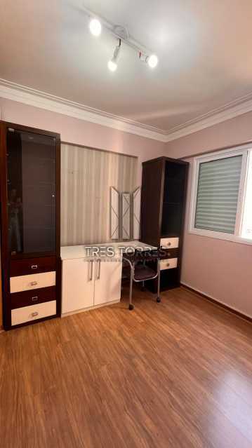 Apartamento para alugar com 3 quartos, 150m² - Foto 17