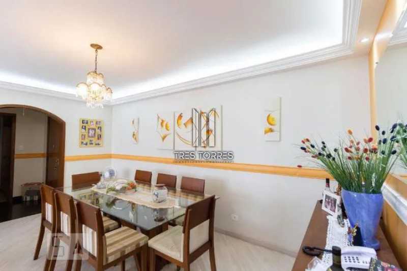 Apartamento à venda com 3 quartos, 123m² - Foto 5