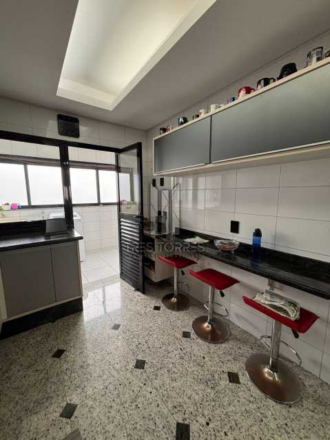 Apartamento à venda com 3 quartos, 142 - Foto 5