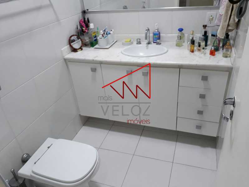 Apartamento à venda com 3 quartos, 100m² - Foto 14