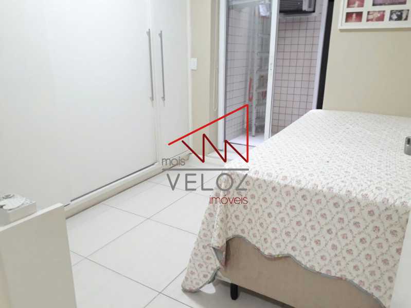 Apartamento à venda com 3 quartos, 100m² - Foto 19