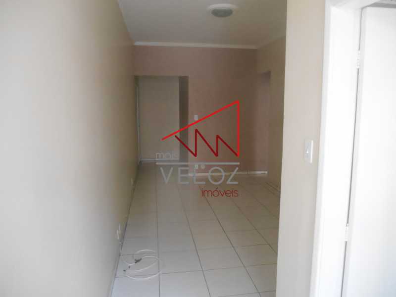 Apartamento à venda com 2 quartos, 66m² - Foto 5