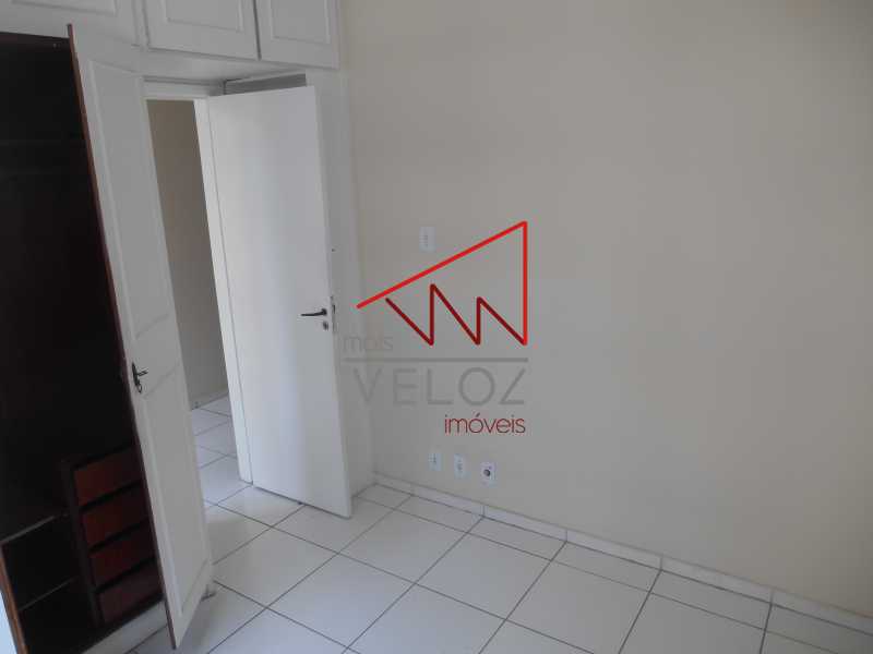 Apartamento à venda com 2 quartos, 66m² - Foto 9