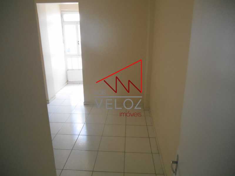 Apartamento à venda com 2 quartos, 66m² - Foto 11