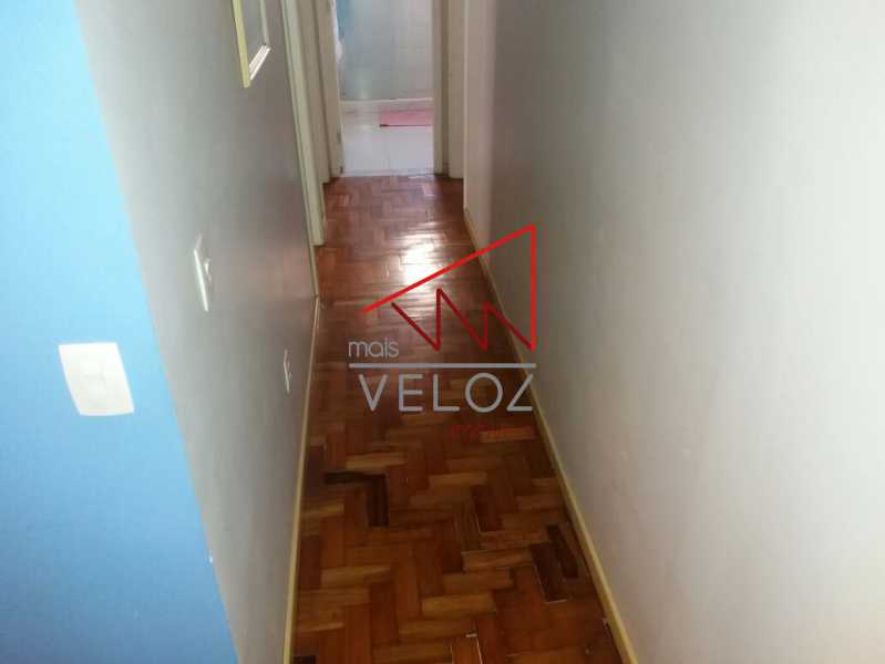 Apartamento à venda com 3 quartos, 120m² - Foto 2