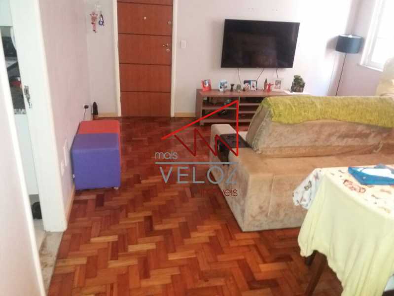 Apartamento à venda com 3 quartos, 120m² - Foto 1