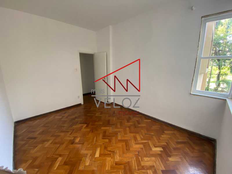 Apartamento à venda com 3 quartos, 150m² - Foto 7