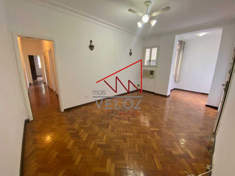 Apartamento à venda com 3 quartos, 150m² - Foto 13