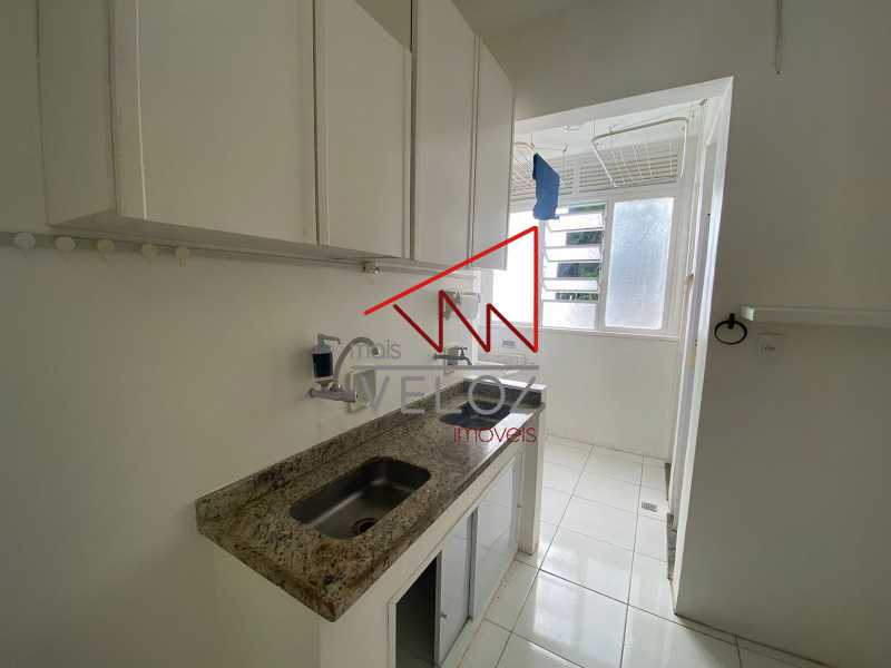 Apartamento à venda com 3 quartos, 150m² - Foto 29