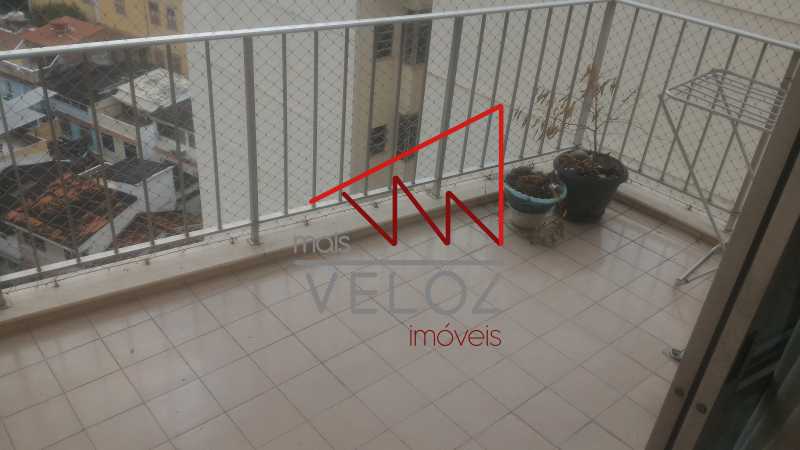 Apartamento à venda com 2 quartos, 78m² - Foto 3