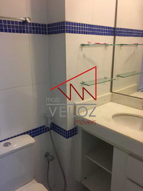 Apartamento à venda com 2 quartos, 70m² - Foto 17