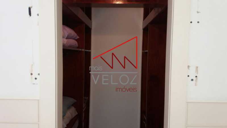 Apartamento à venda com 3 quartos, 240m² - Foto 12