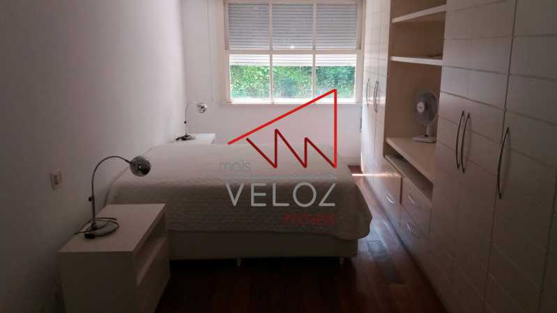 Apartamento à venda com 3 quartos, 240m² - Foto 17