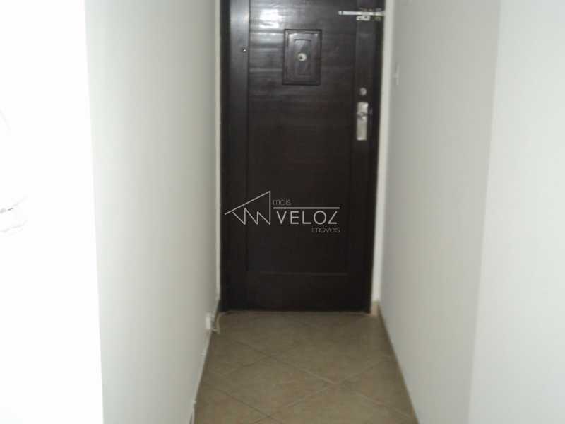 Apartamento à venda com 1 quarto, 45m² - Foto 18