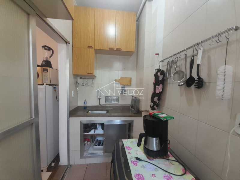 Apartamento à venda com 1 quarto, 42m² - Foto 16