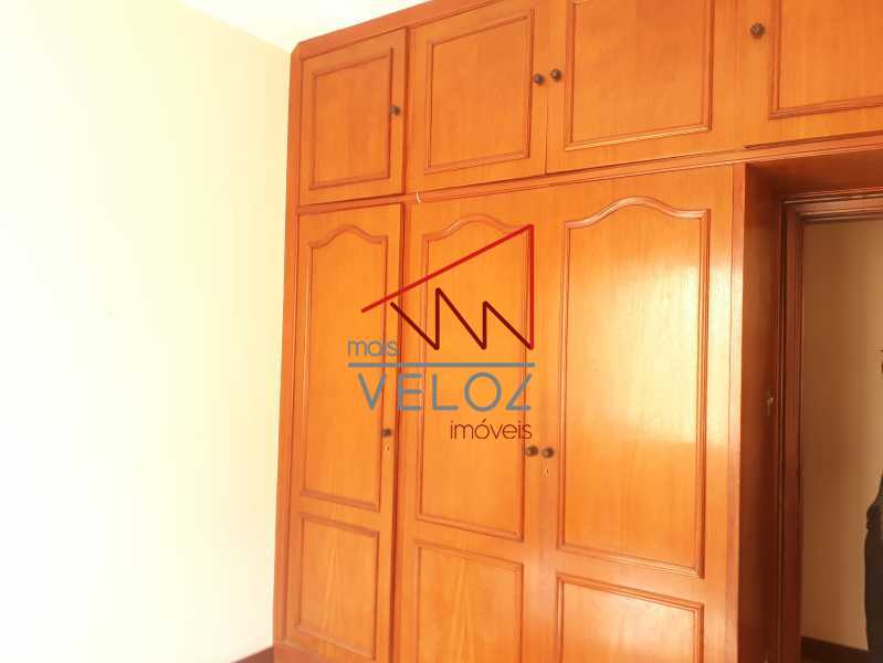 Apartamento à venda com 3 quartos, 120m² - Foto 10