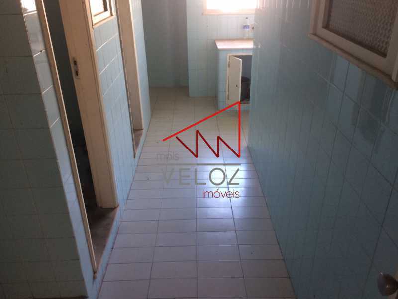 Apartamento à venda com 4 quartos, 300m² - Foto 9