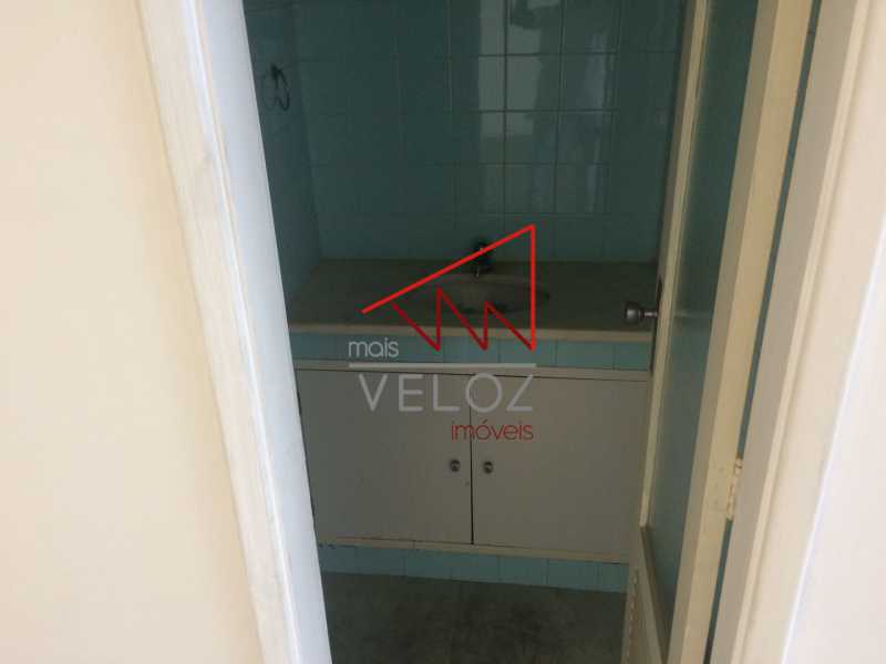 Apartamento à venda com 4 quartos, 300m² - Foto 13